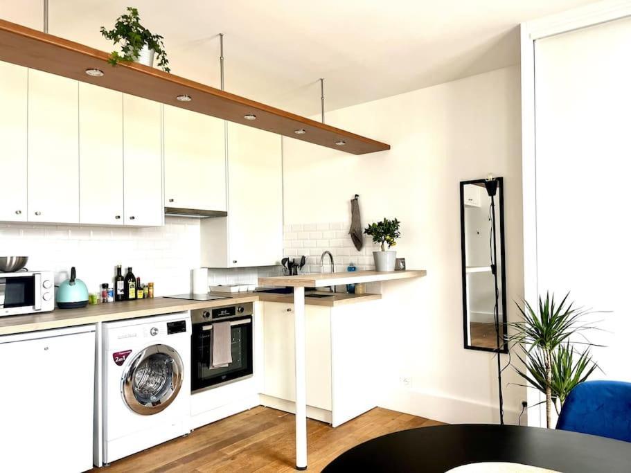 Eiffel Tower - Cosy Studio Paris Bagian luar foto